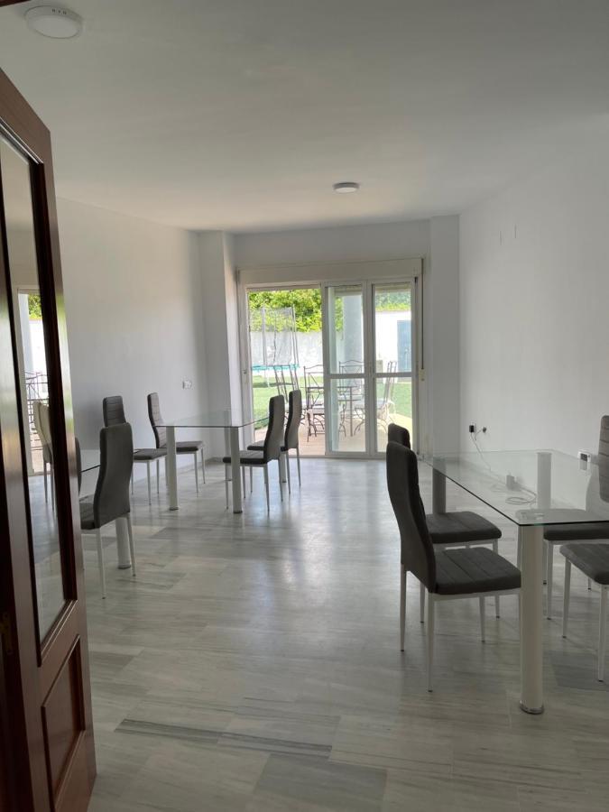 الكالا ذي غواذَيْرا Exclusivo Chalet Sevilla. ¡Jardin & Cocina! المظهر الخارجي الصورة